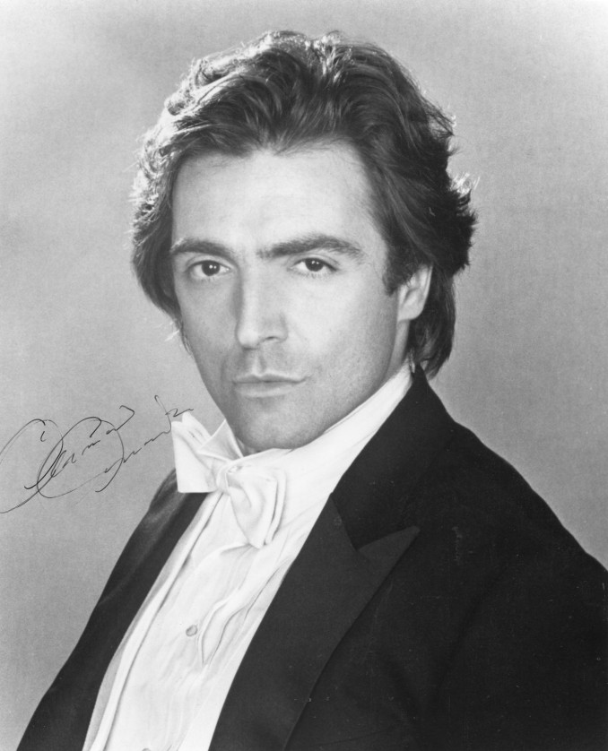Armand Assante – Movies & Autographed Portraits Through The Decades