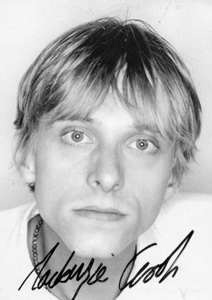MacKenzie Crook – Movies & Autographed Portraits Through The Decades