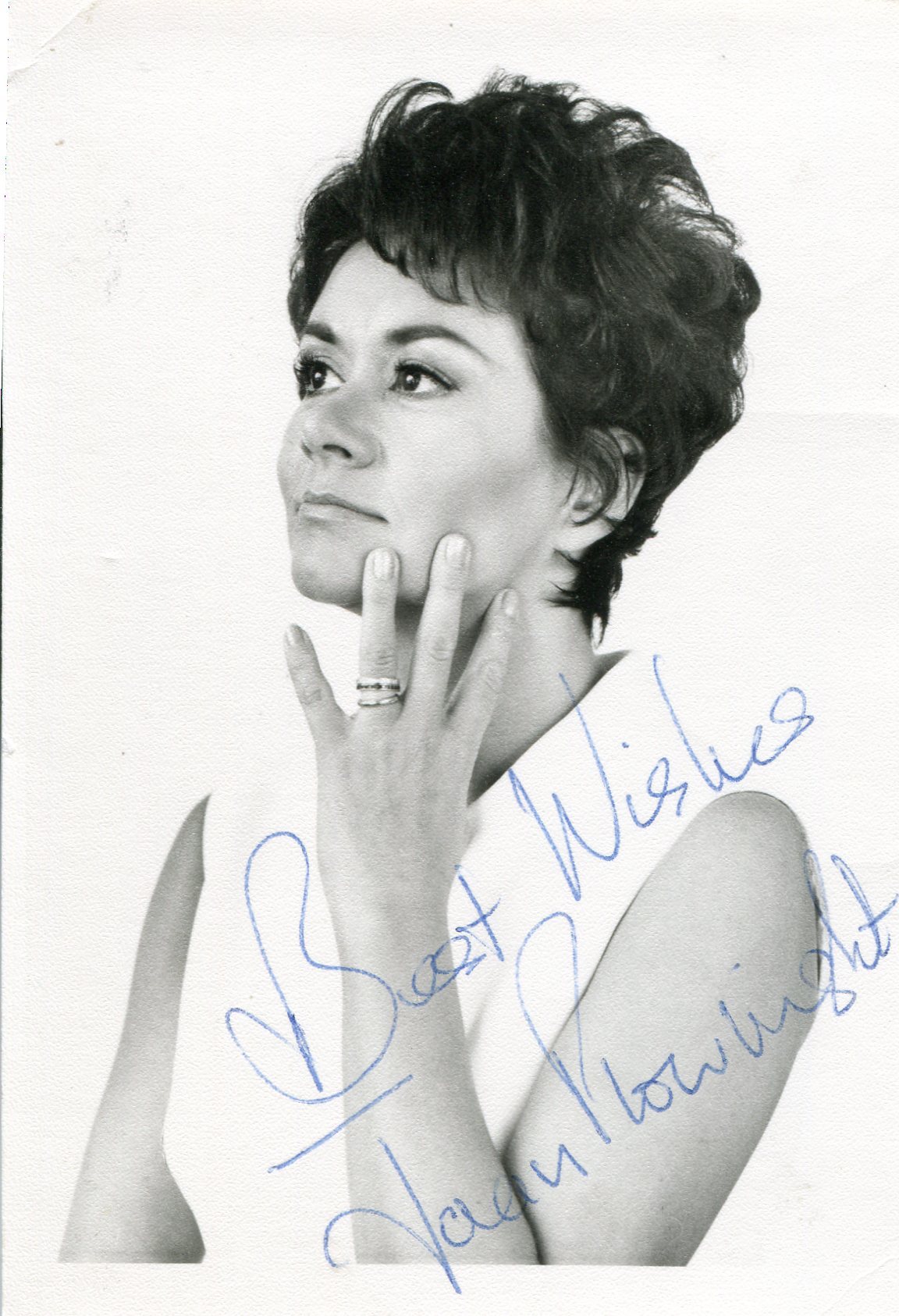 Joan Plowright – Movies & Autographed Portraits Through The Decades Joan Plowright – Movies & Autographed Portraits Through The Decades