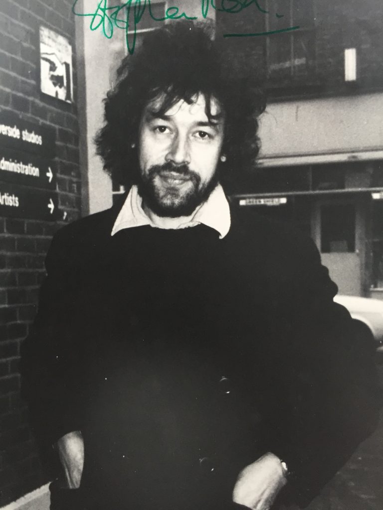Stephen Rea – Movies & Autographed Portraits Through The Decades